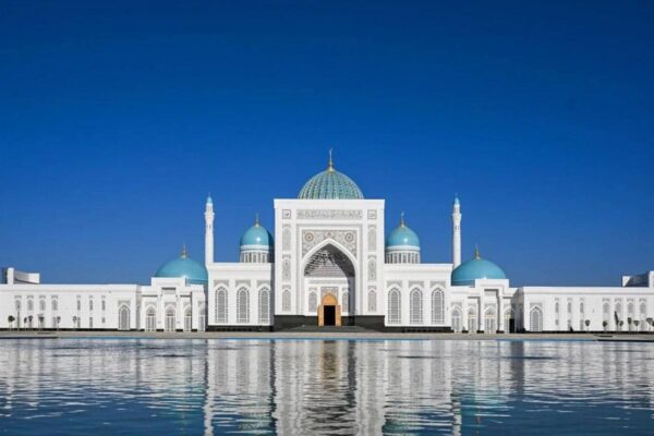Samarkand: Imam Al-Bukhari Complex & Lunch Day Trip