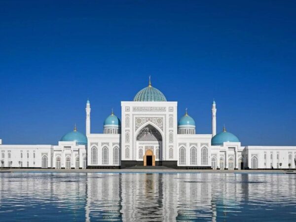 Samarkand: Imam Al-Bukhari Complex & Lunch Day Trip